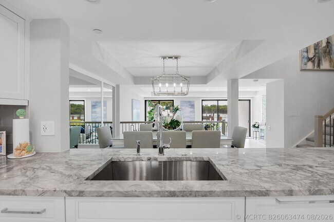 Foto del edificio - 4744 S Ocean Blvd