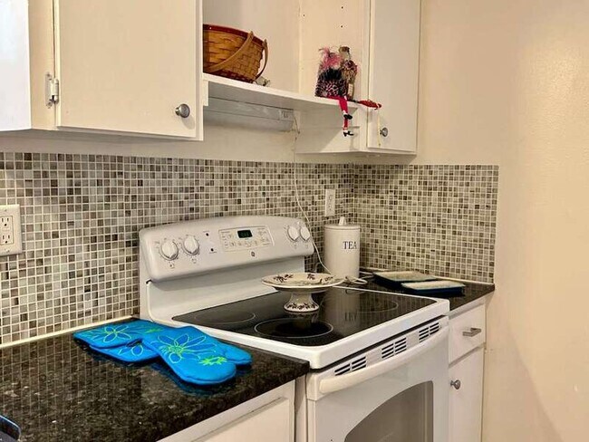 Foto del edificio - 7811 43rd Ave Dr W