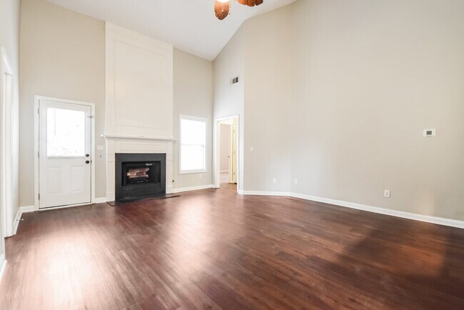 Foto del edificio - 1820 Towne Park Dr