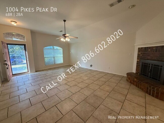 Foto del edificio - 1004 Pikes Peak Dr