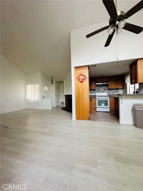 Building Photo - 602 Dunes Ct