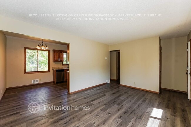 Foto del edificio - 3106 64th Ave N