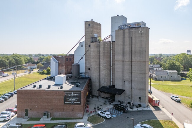 Building Photo - Silos at Elk Street