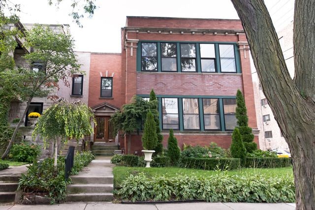 FRONT OF BUILDING - 1143 W North Shore Ave
