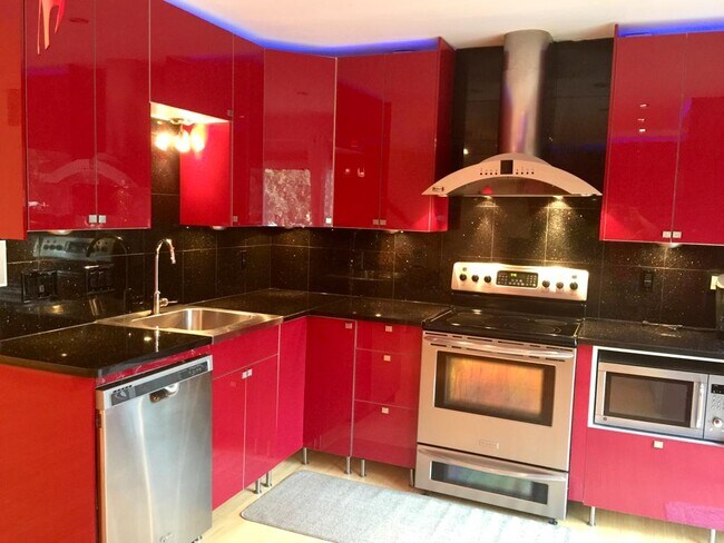 Cocina - 1632 Valencia Way