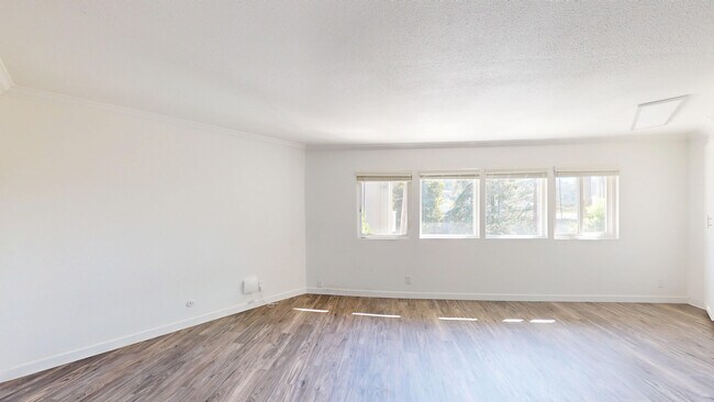 Photo - 1829 Lincoln Ave Apartment