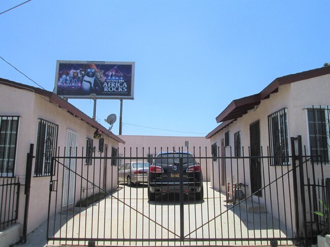 Foto del edificio - 10953 S Vermont Ave