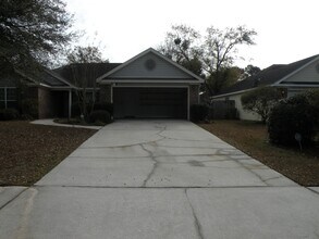 Building Photo - 147 Brianna Cir