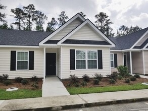 Building Photo - 56 Rivermoor Ct