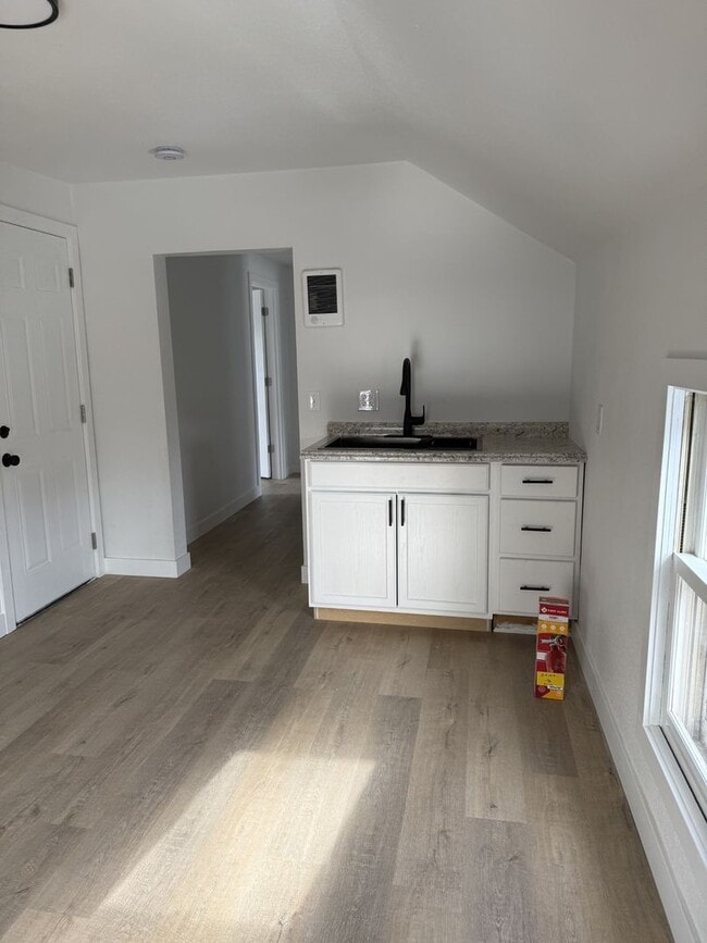 Building Photo - 507 Washington Ave