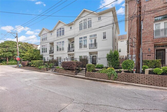Foto del edificio - 3928 Blossom St