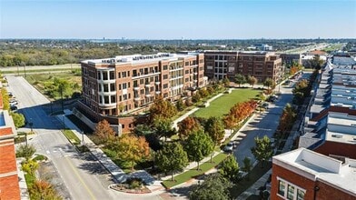 Building Photo - 1530 Meeting St