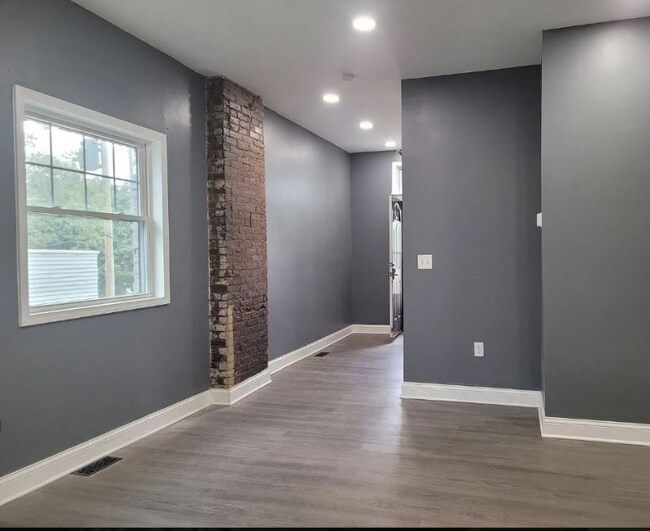 Foto del edificio - 5100 Lorain Ave