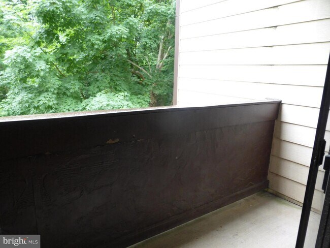 Foto del edificio - 1649 Carriage House Terrace