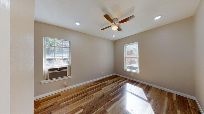 Building Photo - 2409 Arbor St