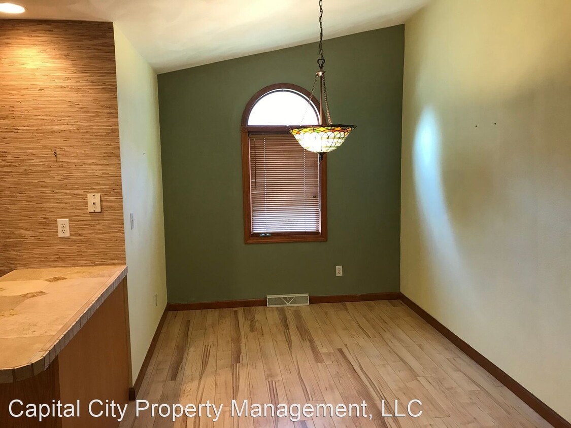 Building Photo - 2 br, 2 bath House - 4679 Barrington