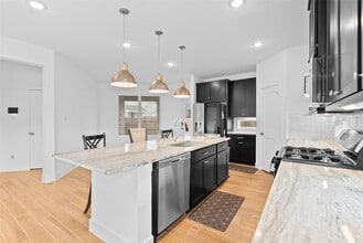 Building Photo - 7831 Swooping Swallow Ln