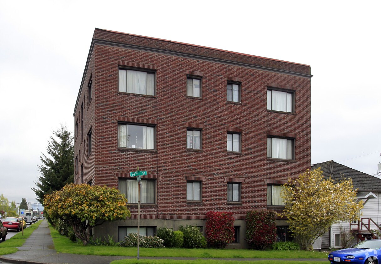 2331 Rockefeller Ave, Everett, WA 98201 Apartments in Everett, WA