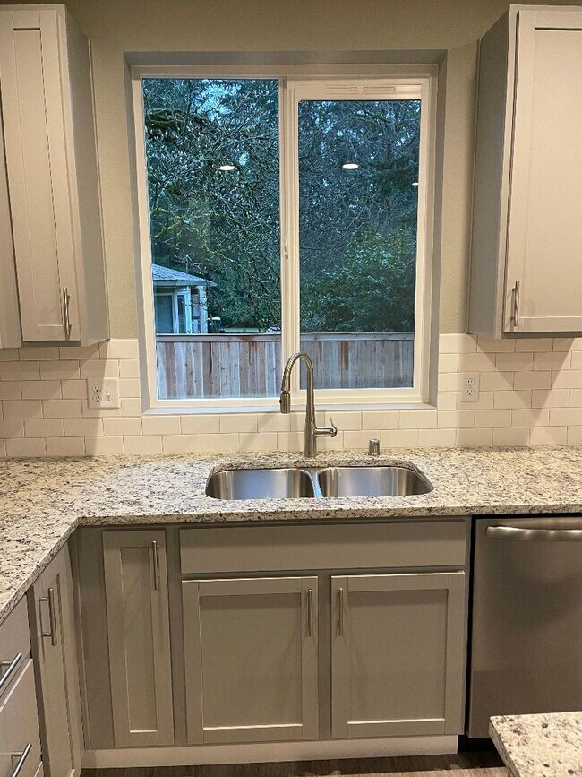 Foto del edificio - 6932 Liberty Ln