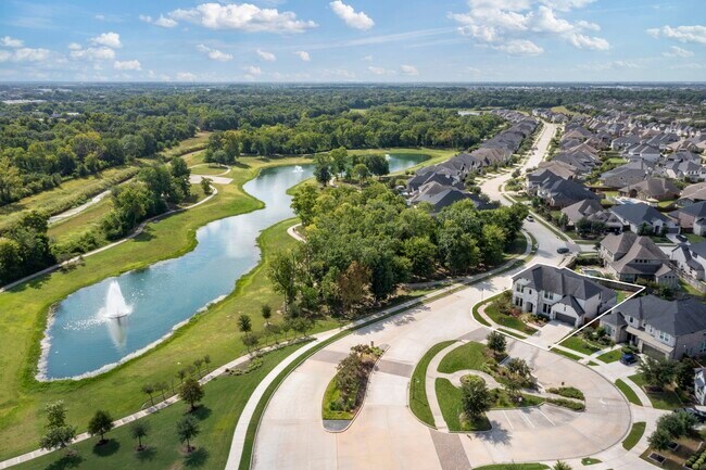 Foto del edificio - 1026 McMurtry Ridge Dr