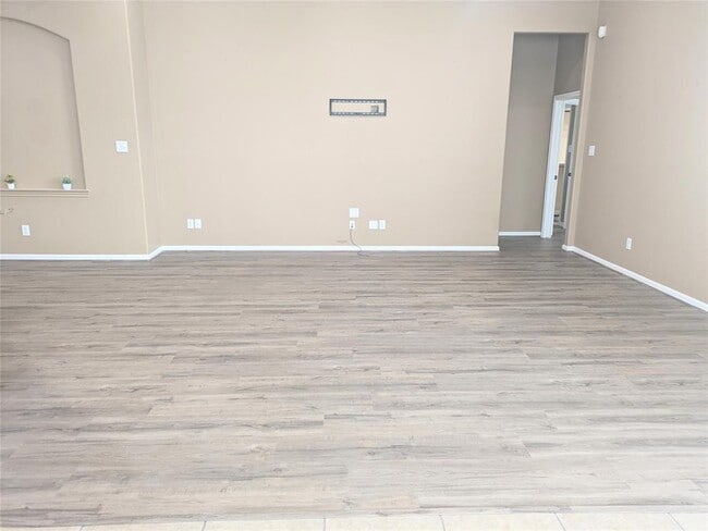 Building Photo - 6318 Orange Blossom Ln