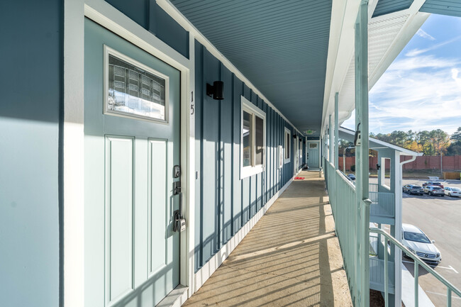 Foto del edificio - 1309 Hudson Ave