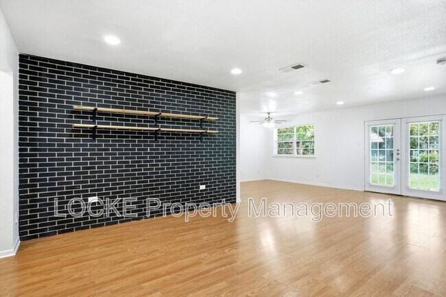 Foto del edificio - 924 Wisteria Way