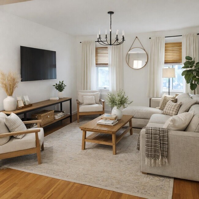 Building Photo - 617 Madison St