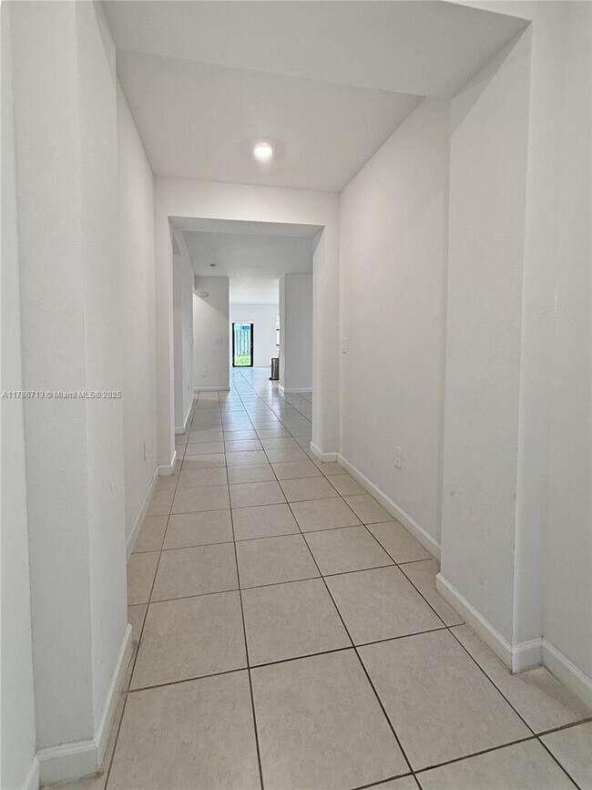 Foto del edificio - 11915 SW 241 ST