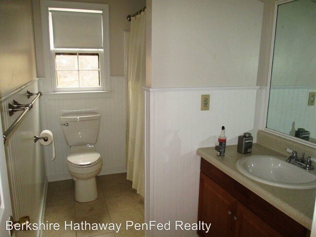 Building Photo - 3 br, 1 bath House - 12300 Twelve Oaks Court