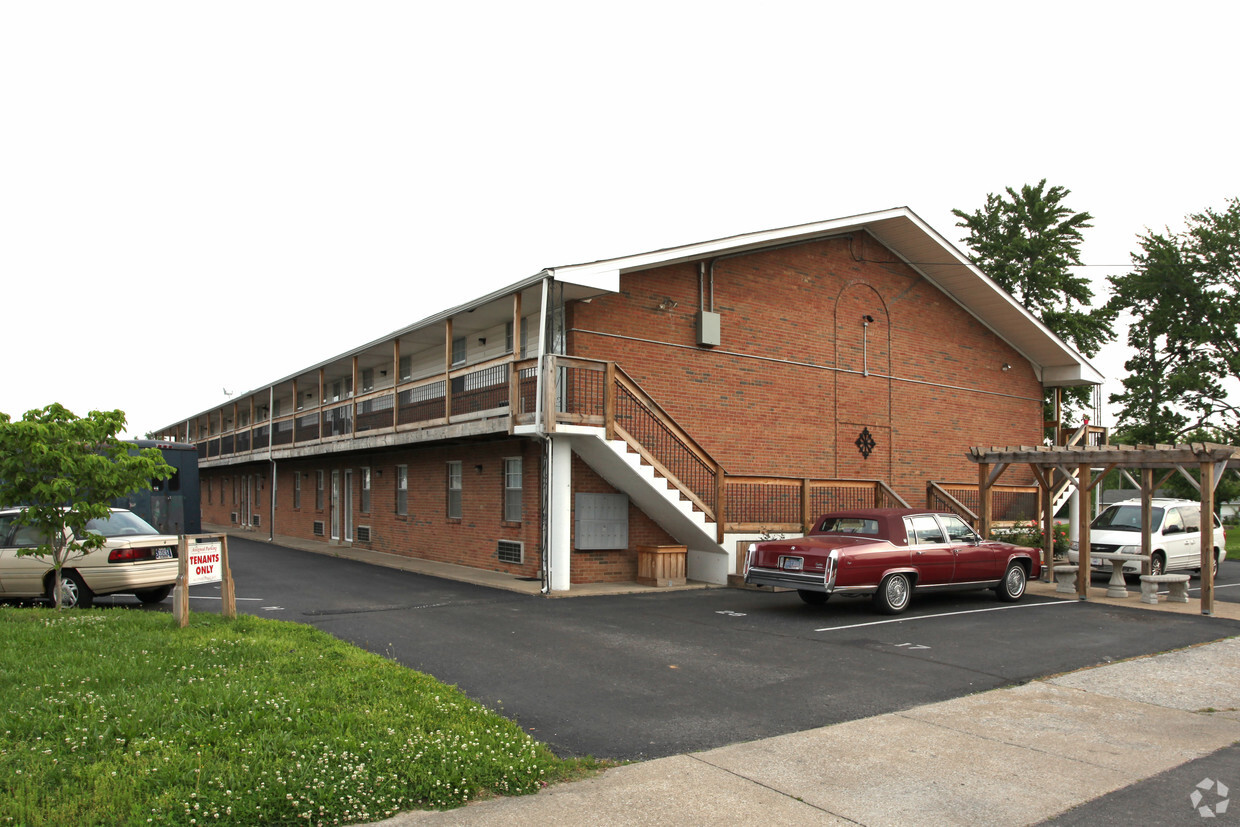 Foto del edificio - Beverly Manor Apartments