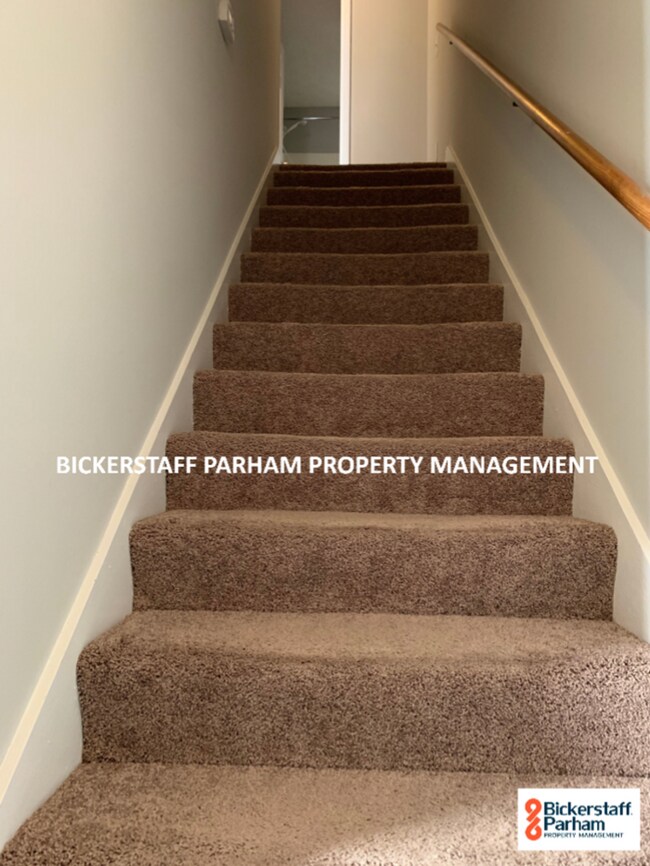 Foto del edificio - 2 Bedroom Townhouse!