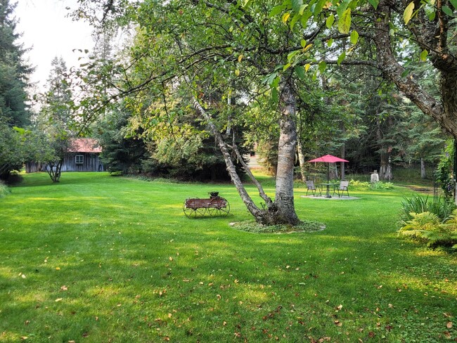 Building Photo - Whitefish 1 bedroom 2 bath Zen Garden Home