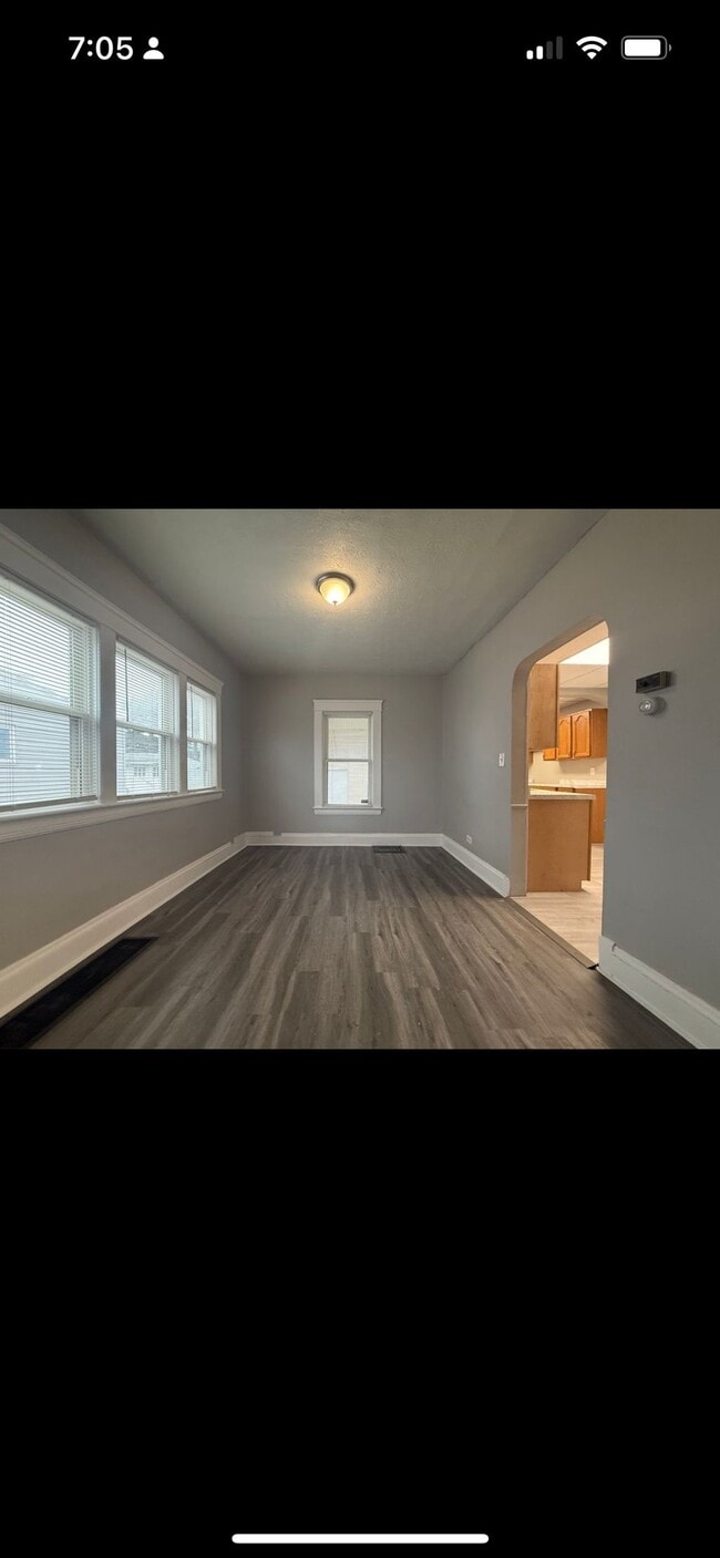 Photo - 3058 W 116th St House