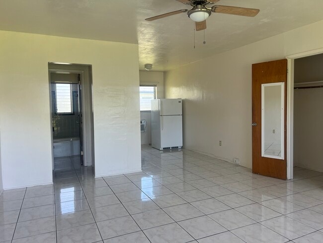 Foto del edificio - 525 NE 150th St