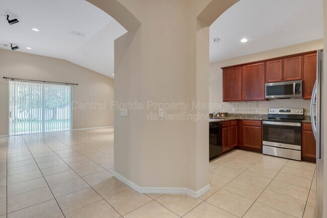 Foto del edificio - 8116 Tumeric Ct