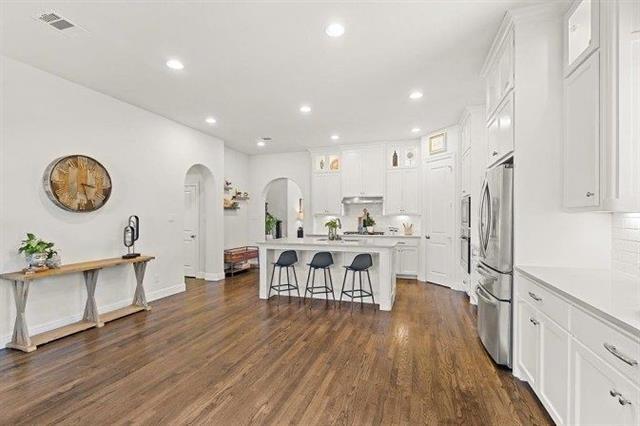 Foto del edificio - 4701 Hill Meadow Rd