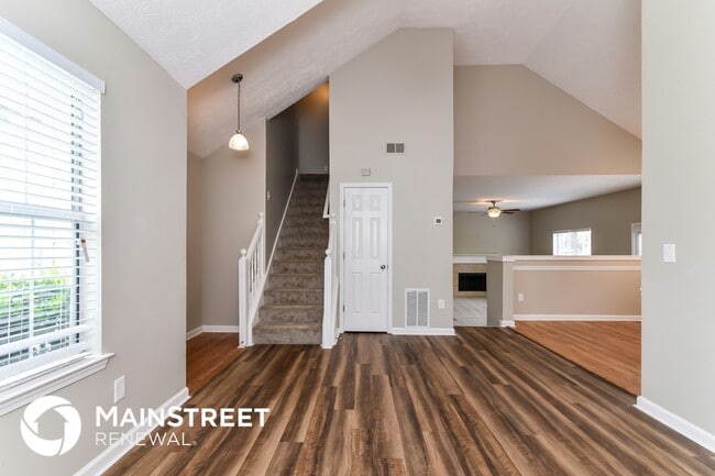 Foto del edificio - 6636 Shapiro Ct