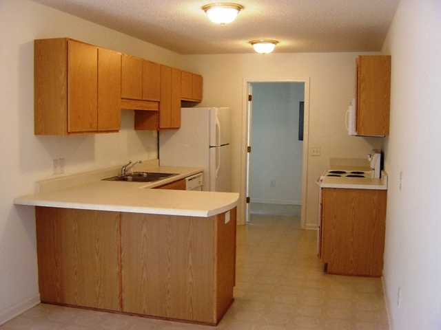 Kitchen - Woodgreen II Apartments