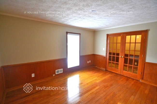 Foto del edificio - 3921 Crestmoor Ct NW