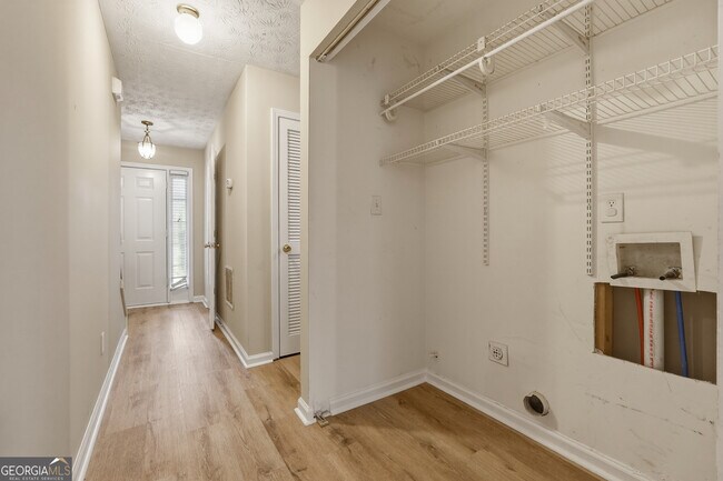 Foto del edificio - 1242 Vintage Pointe Dr