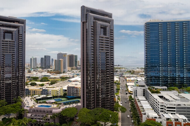 Building Photo - One Waterfront Towers