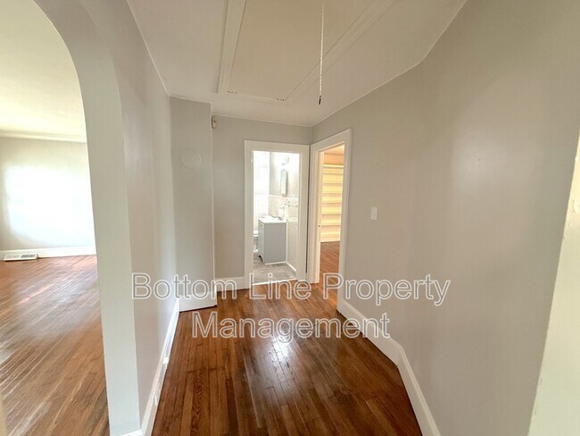 Foto del edificio - 4424 Hovis Rd