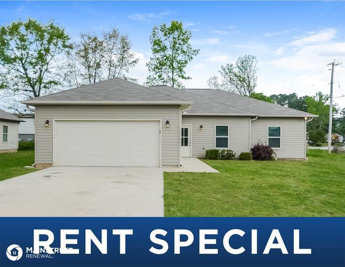 Primary Photo - 63 Carriage House Rd SW, Bessemer, AL 35022