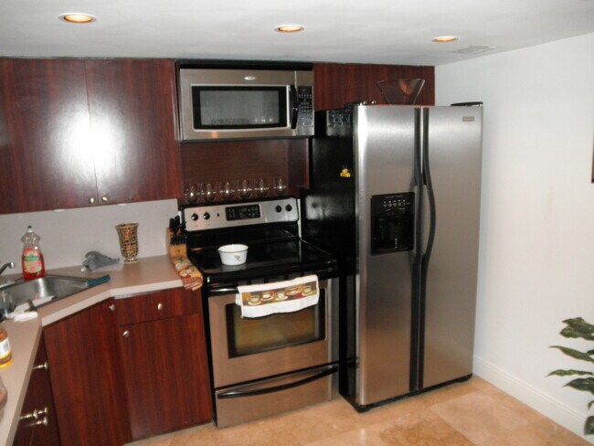 Kitchen - 555 NE 15th St