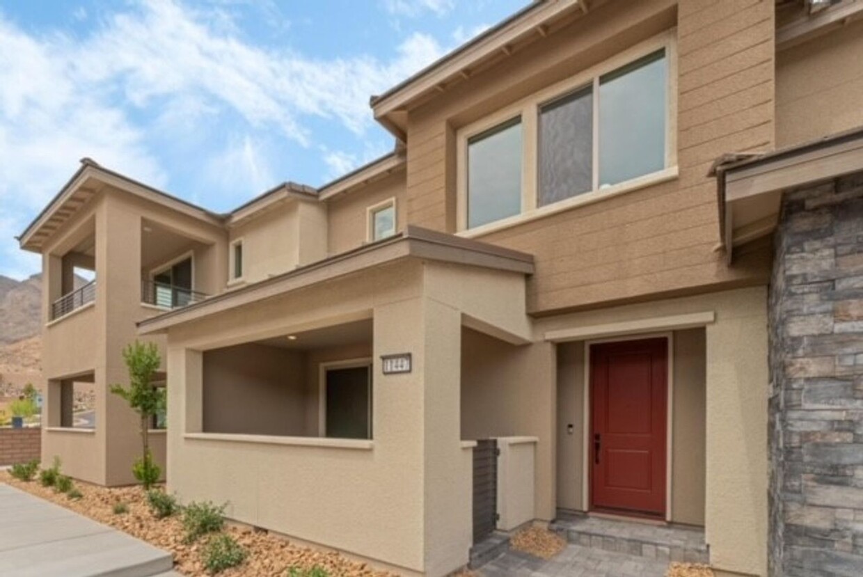 Primary Photo - Charming 3BR Townhome in Las Vegas