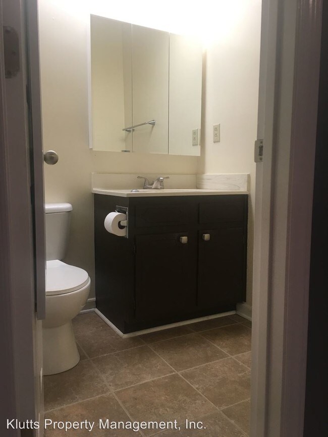Building Photo - 2 br, 2 bath House - 7817-A Renaissance Court