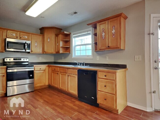 Building Photo - 7134 Hibiscus Ct