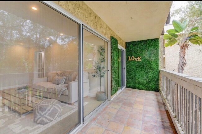 Foto del edificio - 6314 Friars Rd