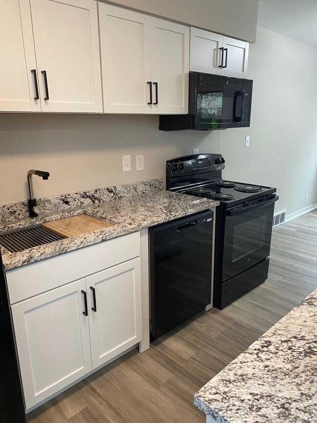 New Kitchens - Eton Square Apartments & Townhomes